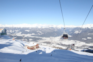 Skifahren im Pustertal in Südtirol